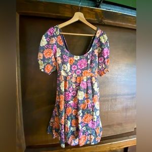 Get this KIVARI dress for a steal! Adorable floral print.